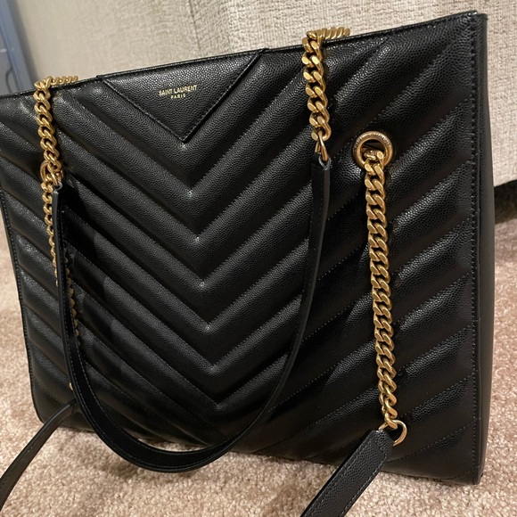 Saint Laurent Grain de Poudre Matelasse Chevron Medium Tribeca Shopping Bag - Picture 10 of 10